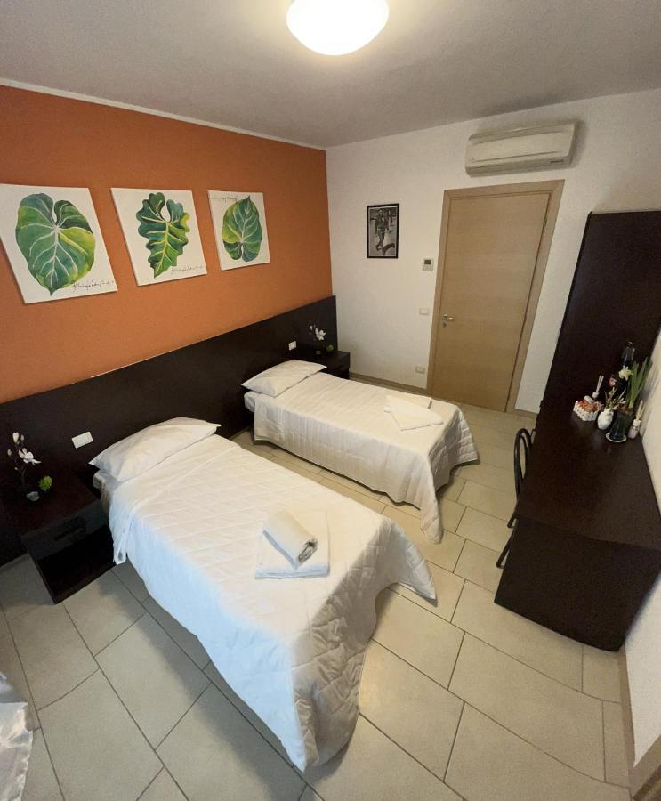 Bed & Breakfast La Rondinella Серасоло Экстерьер фото